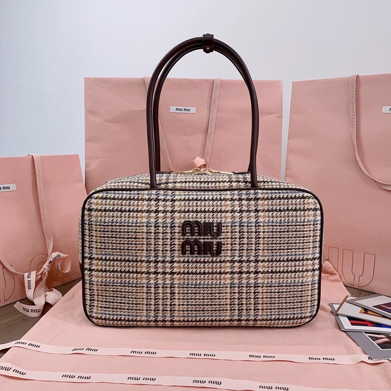 Leather Beau bag