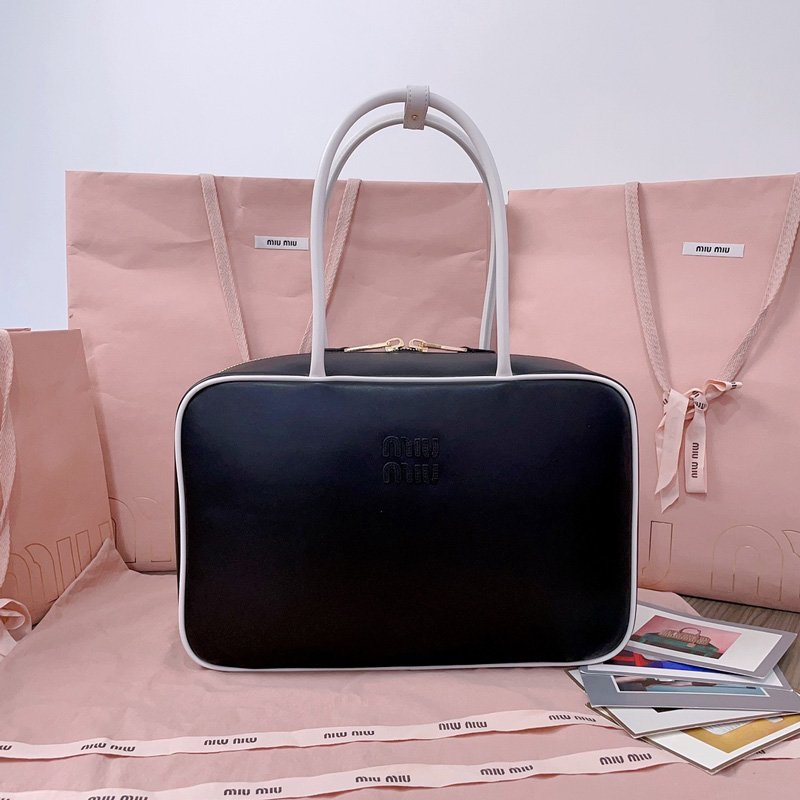 Leather Beau bag