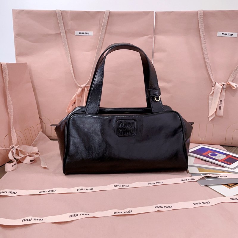 Leather top-handle bag