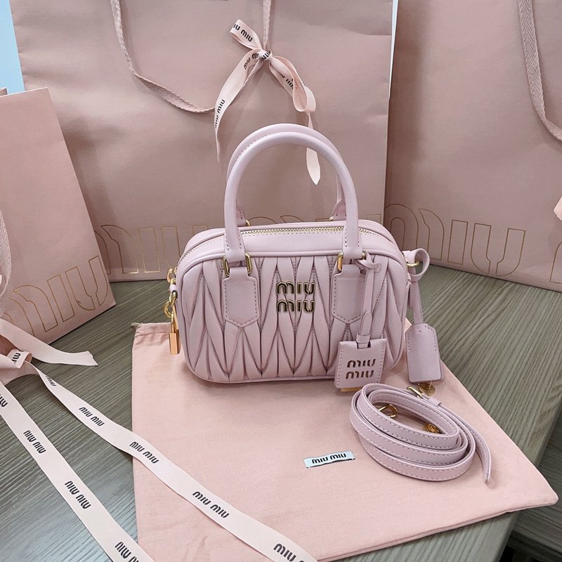 Arcadie Matelassé nappa leather bag