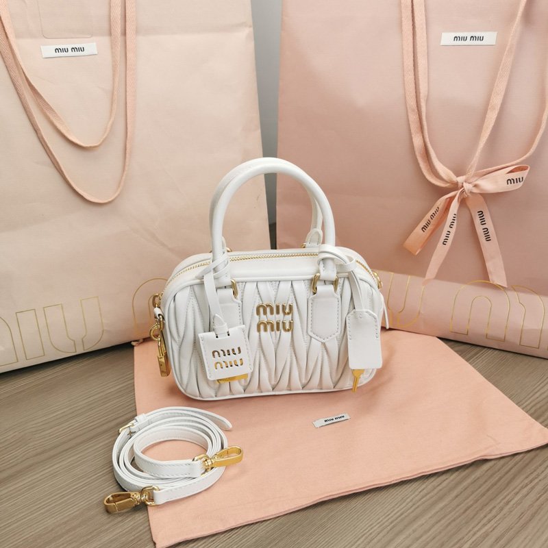 Arcadie Matelassé nappa leather bag