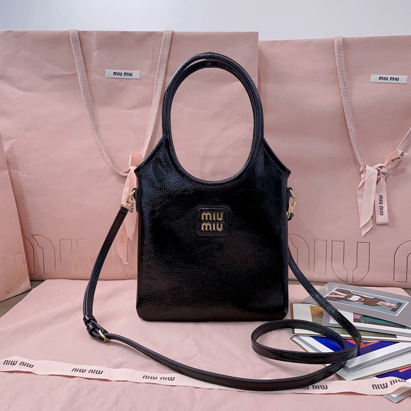 IVY leather handbag