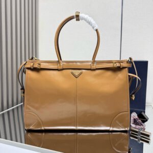Extra large leather handbag