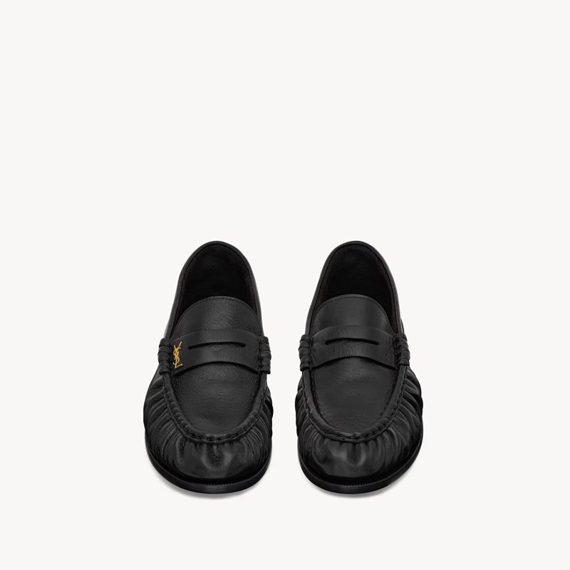 LOAFER supple in smooth leather