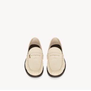 LOAFER supple in smooth leather