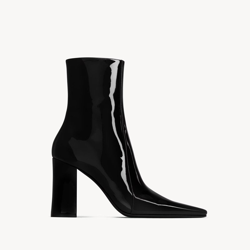 booties in smooth leather