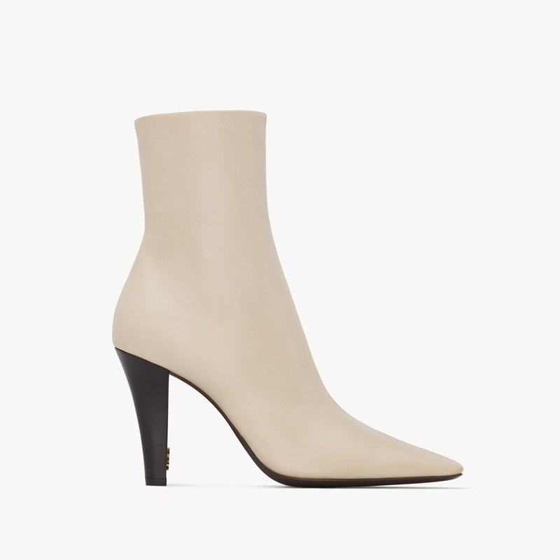 booties in smooth leather