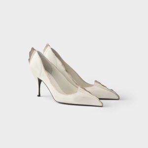 Leather pumps